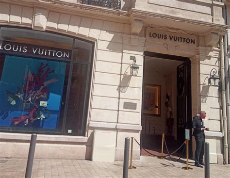 louis vuitton marseille par son propriétaire|louis vuitton marseille locations.